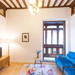 https://la-casa-de-alfileritos.besthotelstoledo.com