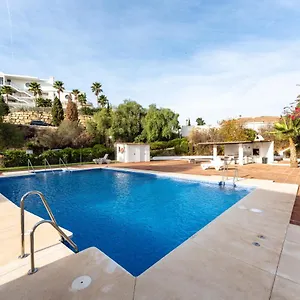 https://malagasuite-blue-paradise.1costadelsol.com